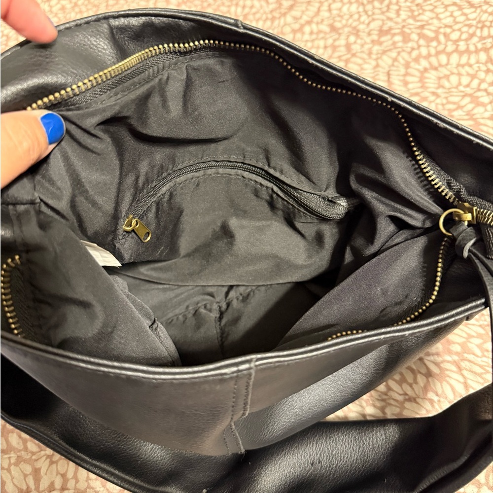 Time and Tru Women's Vera Hobo Handbag black - Picture 5 of 8